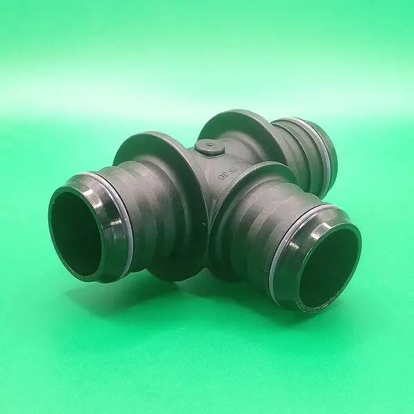 Переходник-тройник ID21-ID21-ID21-Т-образный для системы охлаждения, угловой | NS09-T24-WG