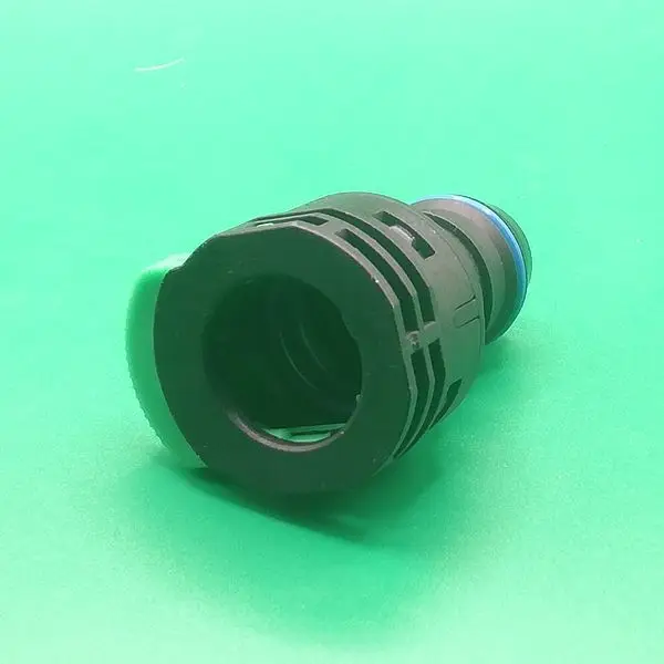 Быстросъемный разъем CQC18-ID15-90° для системы охлаждения, угловой | NS09-270-36