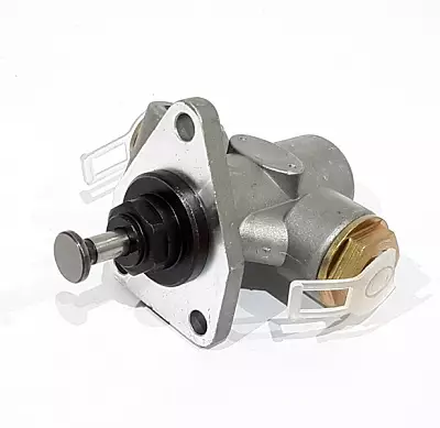 Топливный насос 0440008982 для дв. 740.30-260, M22