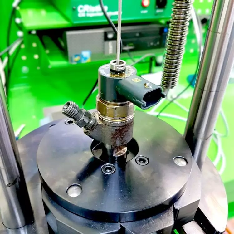 Ремонт форсунок BOSCH 0445120153 на 740 двигатель