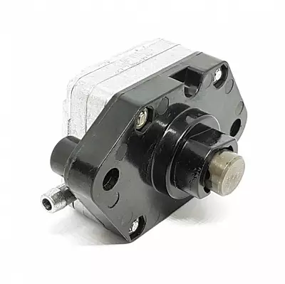 NS6014 топливный насос (15100-91J02)