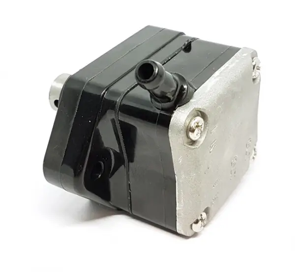 NS6013 топливный насос (6C5-24410-00)