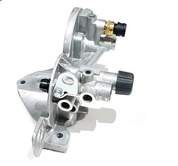 NS01-018 кронштейн топливного фильтра (21023287)