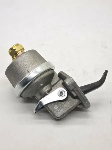 Топливный насос подкачки 2830266 на KOMATSU, NEW HOLLAND, CASE, IVECO (84268475, 2830122)